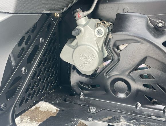 ⁠Снегоход BRP SKI-DOO SKANDIC SWT 2025 г. в Москве на Алексеевской