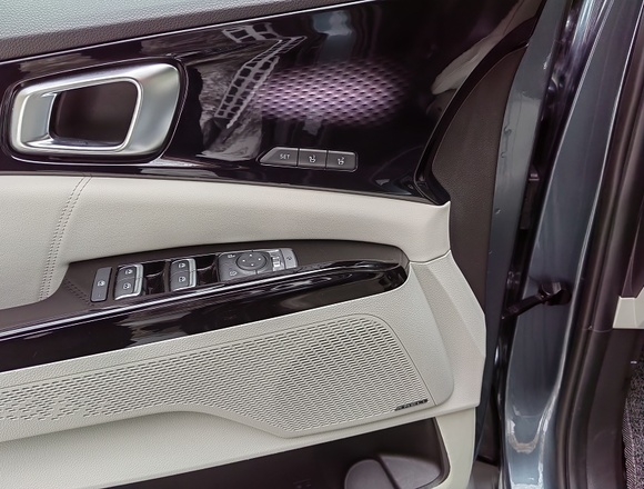 Купить ⁠⁠⁠⁠Kia Carnival Signature 2020 г. в Москве