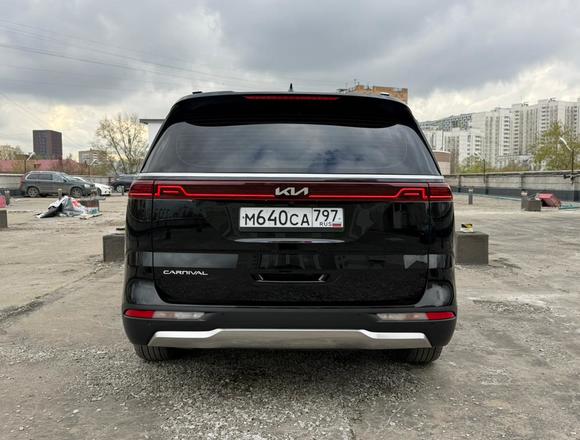 Купить ⁠⁠⁠⁠Kia Carnival Signature 2021 г. полный привод в Москве