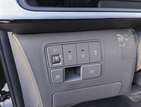 Купить ⁠⁠⁠⁠Hyundai Staria ⁠⁠Lounge Inspiration 2023 полный привод в Москве