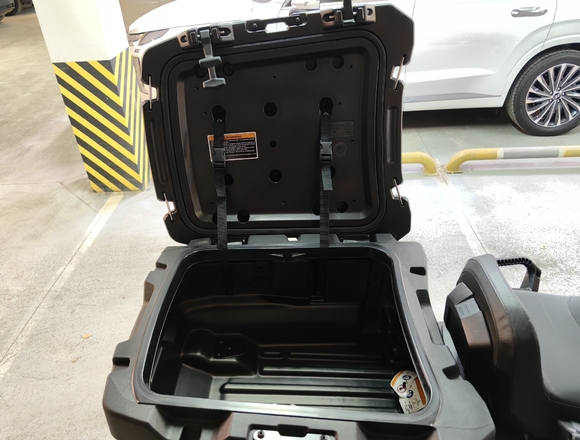 ⁠Снегоход BRP SKI-DOO SKANDIC SWT 2024 г. в Москве на Алексеевской