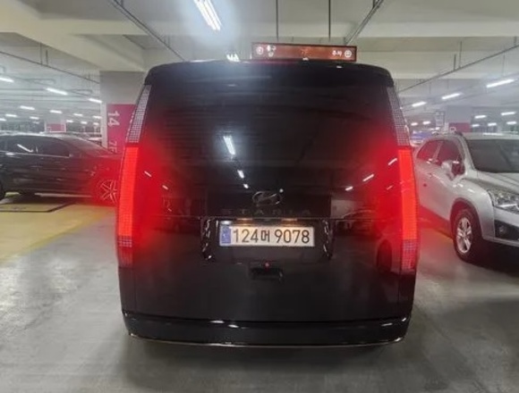 Купить ⁠⁠⁠⁠Hyundai Staria ⁠⁠2024 полный привод в Москве