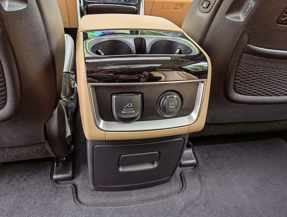 Купить ⁠⁠⁠⁠Kia Carnival Signature 2021 г. в Москве