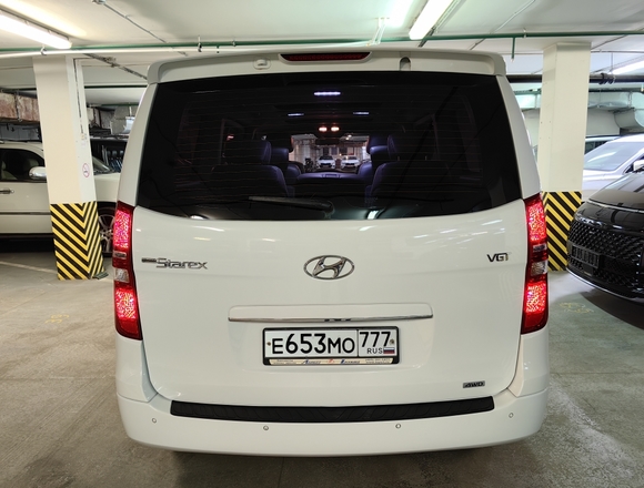 Купить ⁠⁠⁠⁠⁠⁠⁠Hyundai Grand Starex 2014 полный привод в Москве