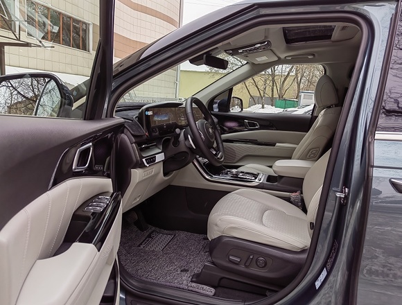 Купить ⁠⁠⁠⁠Kia Carnival Signature 2020 г. в Москве