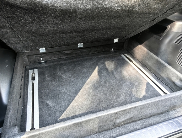 Купить ⁠⁠⁠⁠⁠⁠⁠⁠⁠Toyota Land Cruiser Prado в Москве