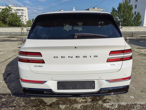Купить ⁠Genesis GV-80 4wd в Москве