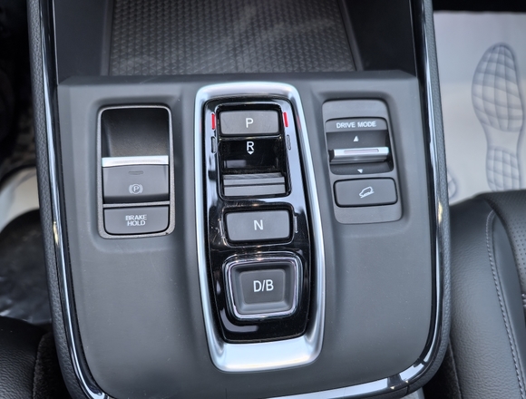 Купить HONDA CR-V 2025 года в Москве