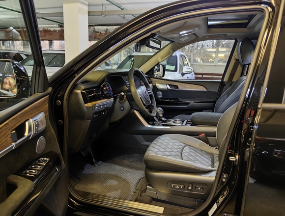 Купить ⁠⁠⁠⁠Kia Mohave 2021 г. в Москве