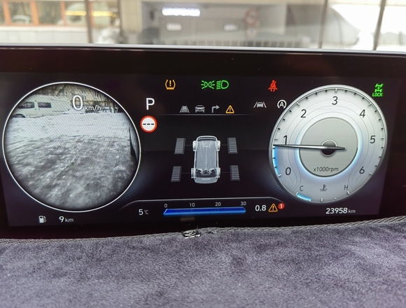 Купить ⁠⁠⁠⁠Hyundai Staria ⁠⁠Lounge Inspiration 2021 полный привод в Москве