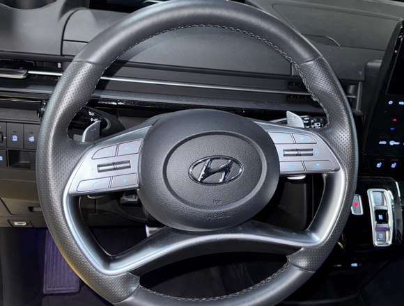 Купить ⁠⁠⁠⁠Hyundai Staria ⁠⁠Lounge Inspiration 2021 полный привод в Москве