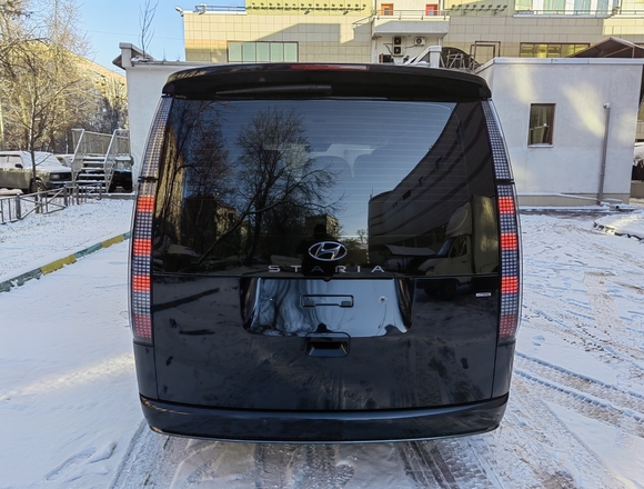 Купить ⁠⁠⁠⁠Hyundai Staria ⁠⁠Lounge Inspiration 2021 полный привод в Москве
