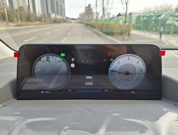 Купить ⁠⁠⁠⁠Hyundai Staria ⁠⁠2025 полный привод в Москве