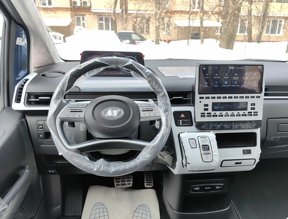 Купить ⁠⁠⁠⁠Hyundai Staria ⁠⁠Lounge Inspiration 2023 полный привод в Москве
