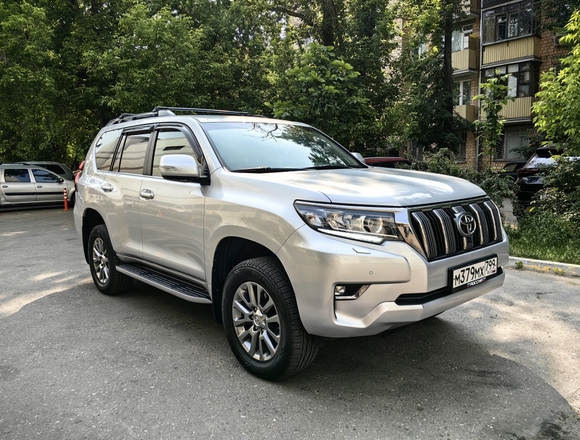 Купить ⁠⁠⁠⁠⁠⁠⁠⁠⁠Toyota Land Cruiser Prado в Москве