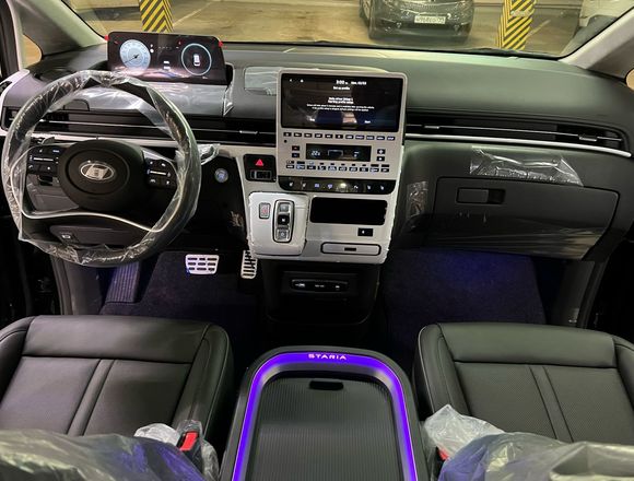 Купить ⁠⁠⁠⁠Hyundai Staria ⁠⁠2025 передний привод в Москве