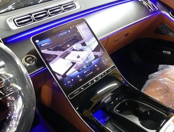 Заказать ⁠⁠⁠⁠⁠⁠⁠⁠⁠Mercedes-Benz S-Класс 4MATIC в Москве