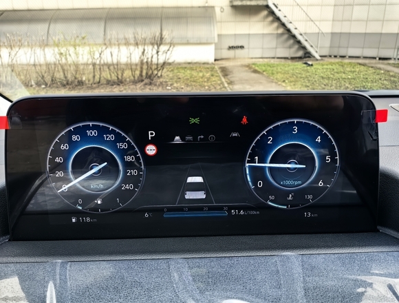 Купить ⁠⁠⁠⁠Hyundai Staria ⁠⁠2025 полный привод в Москве