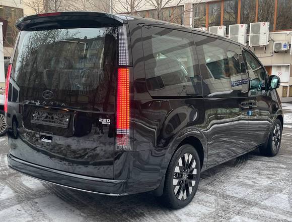 Купить ⁠⁠⁠⁠Hyundai Staria ⁠⁠2025 полный привод в Москве