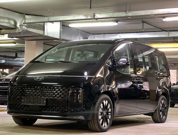 Купить ⁠⁠⁠⁠Hyundai Staria 2025 передний привод в Москве