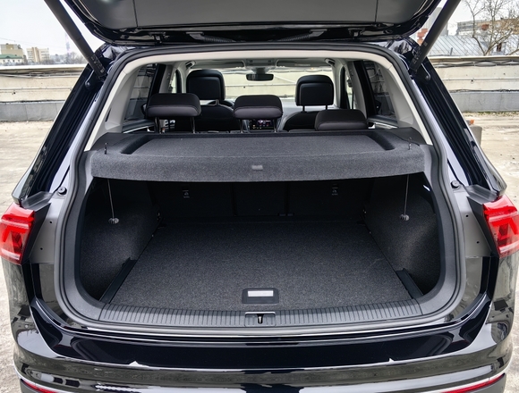 Купить ⁠Volkswagen Tiguan 2022 г. в Москве на Алексеевской