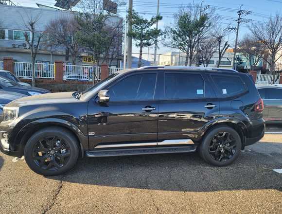 Купить ⁠⁠⁠⁠Kia Mohave 2019 г. в Москве