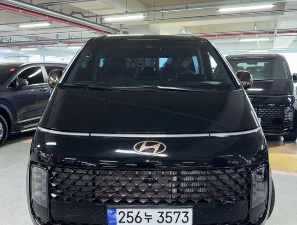 Купить ⁠⁠⁠⁠Hyundai Staria ⁠⁠2025 полный привод в Москве
