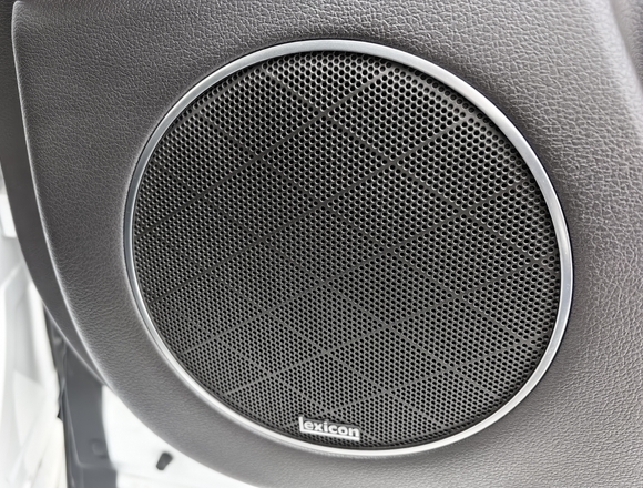 Купить ⁠Genesis GV-80 4wd в Москве