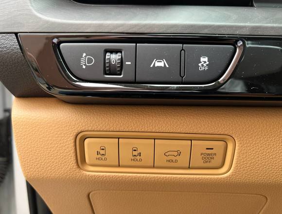 Kia Carnival 2023 г. купить в Москве