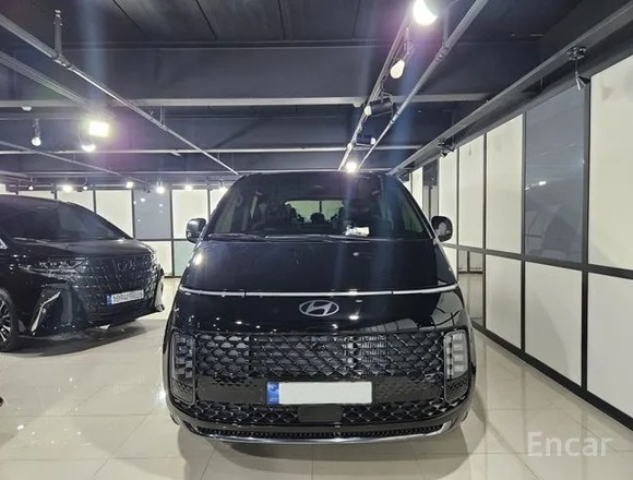 Купить ⁠⁠⁠⁠Hyundai Staria ⁠⁠2024 полный привод в Москве