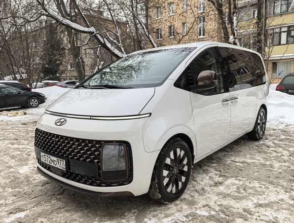 Купить ⁠⁠⁠⁠Hyundai Staria ⁠⁠Lounge Inspiration 2021 полный привод в Москве