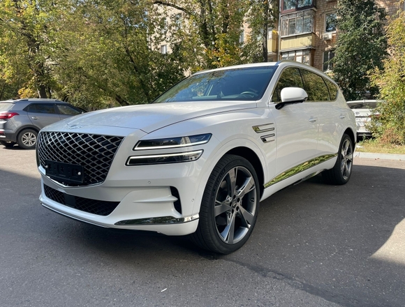 Купить ⁠Genesis GV-80 4wd в Москве