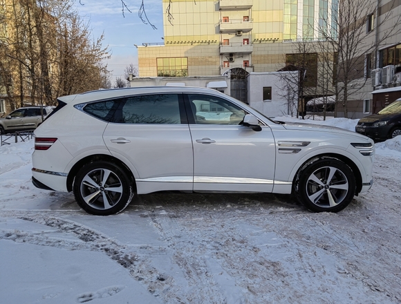 Купить ⁠Genesis GV-80 4wd в Москве