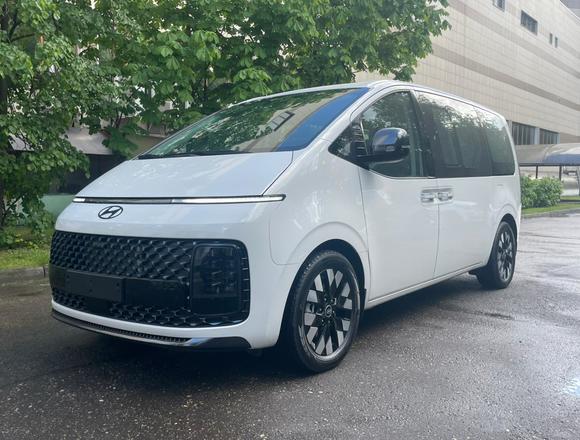 Купить ⁠⁠⁠⁠Hyundai Staria ⁠⁠2025 полный привод в Москве
