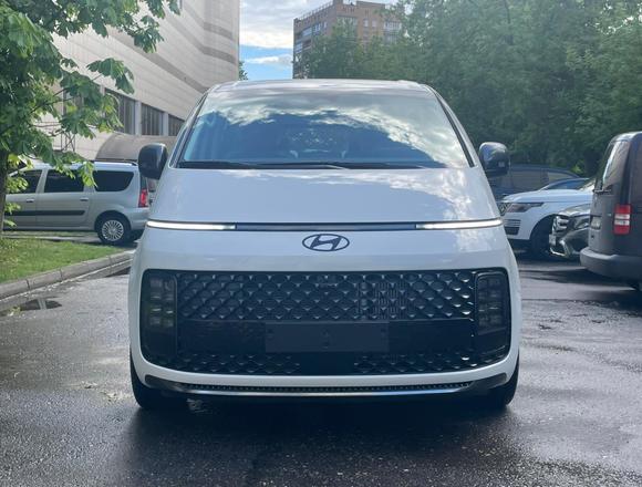 Купить ⁠⁠⁠⁠Hyundai Staria ⁠⁠2025 полный привод в Москве