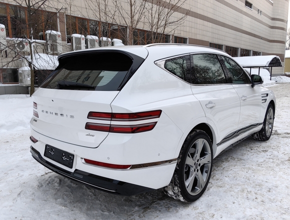 Купить ⁠Genesis GV-80 4wd в Москве