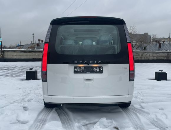 Купить ⁠⁠⁠⁠Hyundai Staria ⁠⁠2024 полный привод в Москве