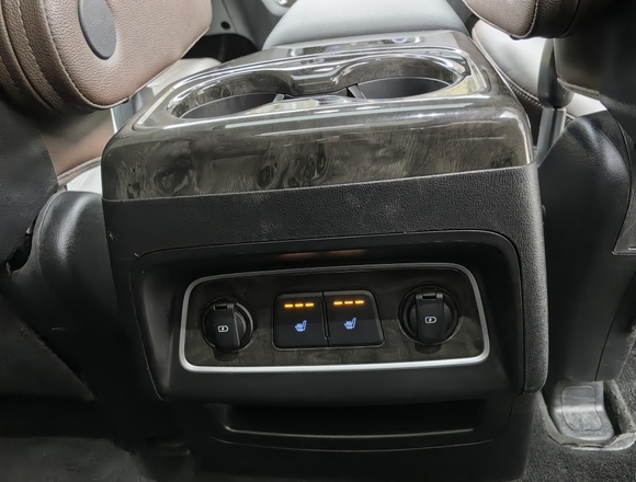 Купить ⁠⁠⁠⁠⁠⁠⁠Hyundai Grand Starex 2019 в Москве