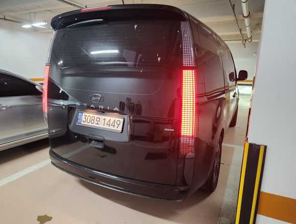 Купить ⁠⁠⁠⁠Hyundai Staria ⁠⁠Lounge Inspiration 2021 полный привод в Москве