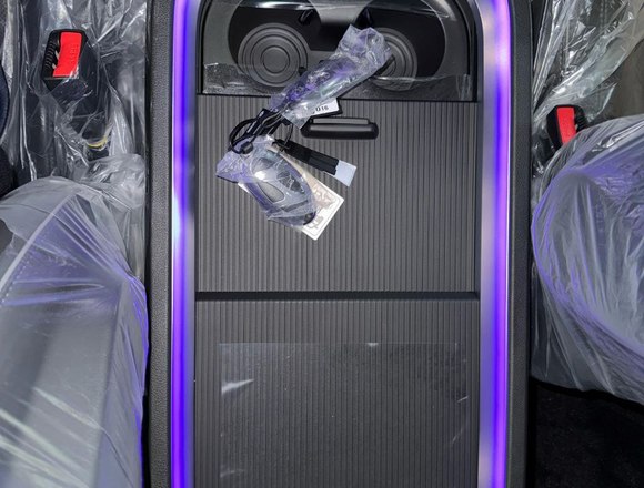 Купить ⁠⁠⁠⁠Hyundai Staria ⁠⁠2025 полный привод в Москве