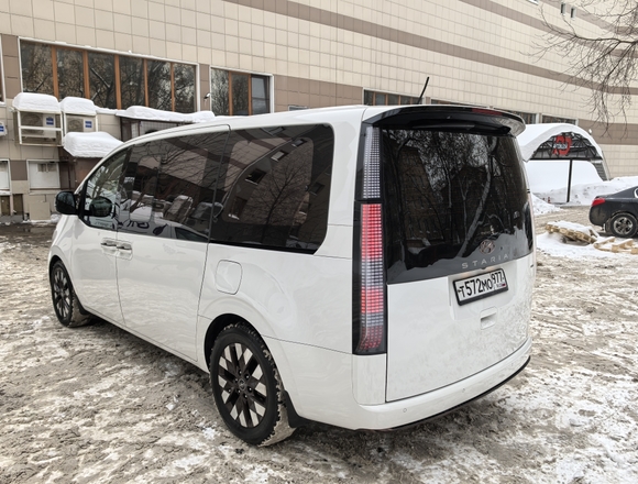 Купить ⁠⁠⁠⁠Hyundai Staria ⁠⁠Lounge Inspiration 2021 полный привод в Москве