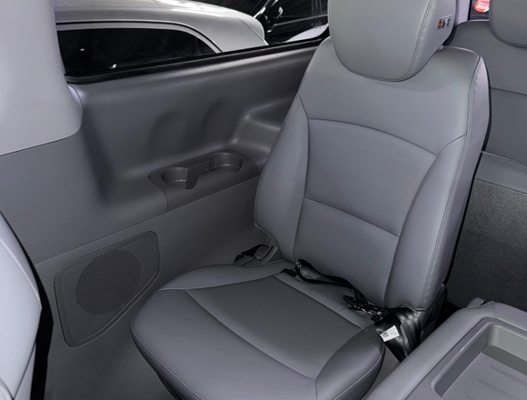 Купить ⁠⁠⁠⁠⁠⁠⁠Hyundai Grand Starex 2020 г. в Москве