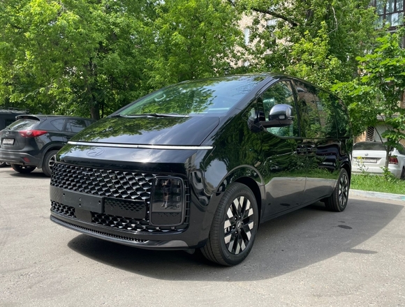 Купить ⁠⁠⁠⁠Hyundai Staria ⁠⁠2025 полный привод в Москве