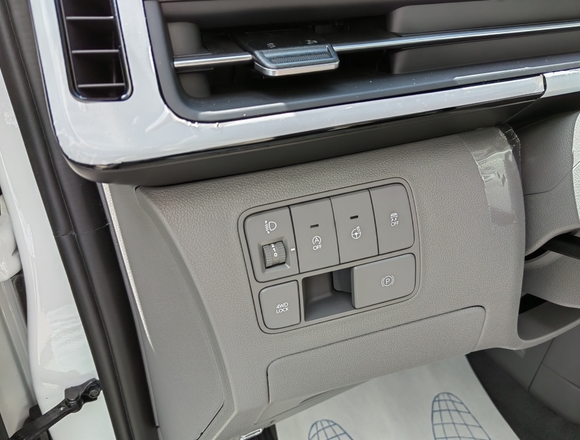 Купить ⁠⁠⁠⁠Hyundai Staria ⁠⁠Lounge Inspiration 2023 полный привод в Москве