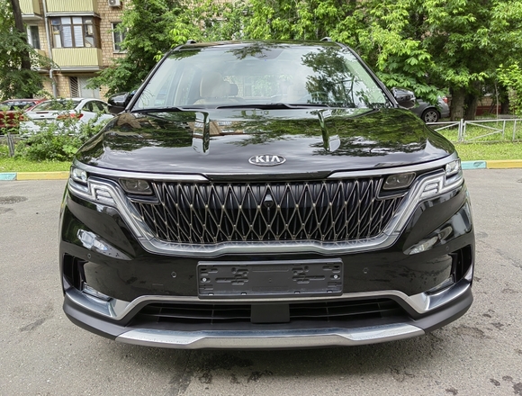 Купить ⁠⁠⁠⁠Kia Carnival Signature 2021 г. в Москве