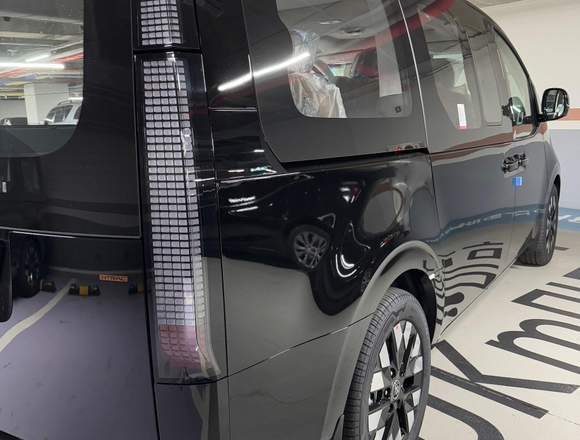 Купить ⁠⁠⁠⁠Hyundai Staria 2025 полный привод в Москве