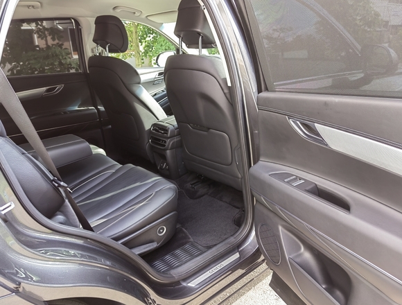 Купить ⁠Genesis GV-80 4wd в Москве