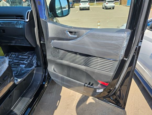 Купить ⁠⁠⁠⁠Hyundai Staria ⁠⁠2024 полный привод в Москве