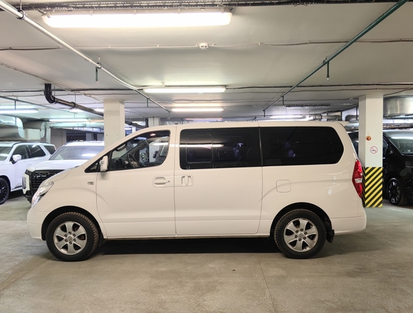 Купить ⁠⁠⁠⁠⁠⁠⁠Hyundai Grand Starex 2014 полный привод в Москве