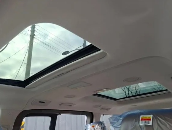 Купить ⁠⁠⁠⁠Hyundai Staria ⁠⁠2025 полный привод в Москве